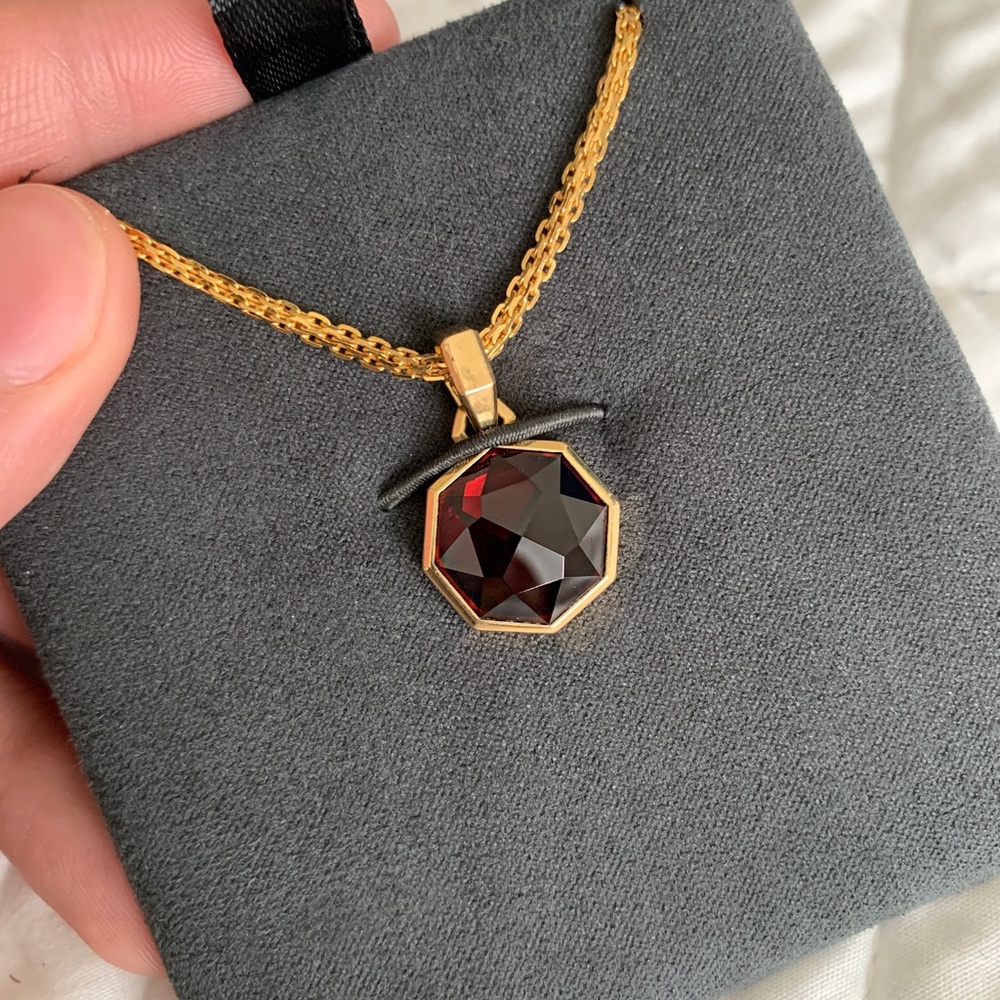 RARE RETIRED Men’s David Yurman 18K Yellow Gold Fortune Garnet Amulet Pendant